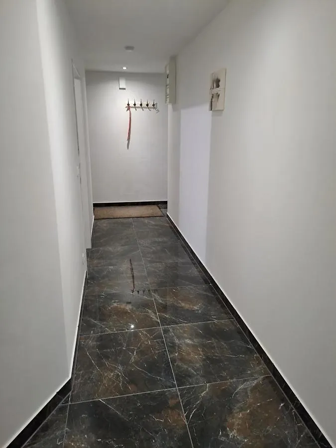 Beautiful Apartment Near Olympiapark Münih